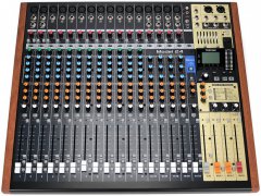 TASCAM 发布 Model 24 数字多轨录音机